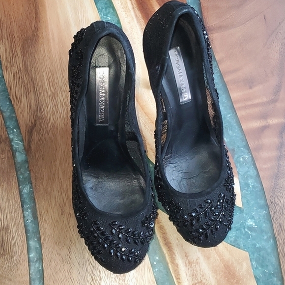 BCBGMAXAZRIA Black High Heels | Size 8z B - Picture 4 of 5